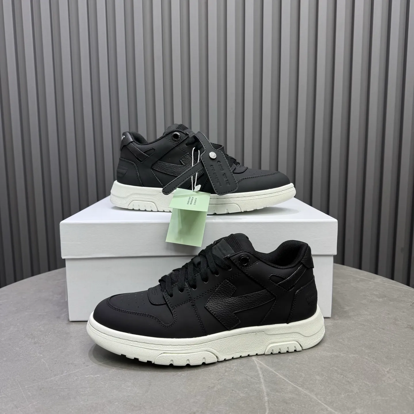 P620 OFF WHITE⚡️Couple model⚡️35-40 women’s model 39-46 men’s model